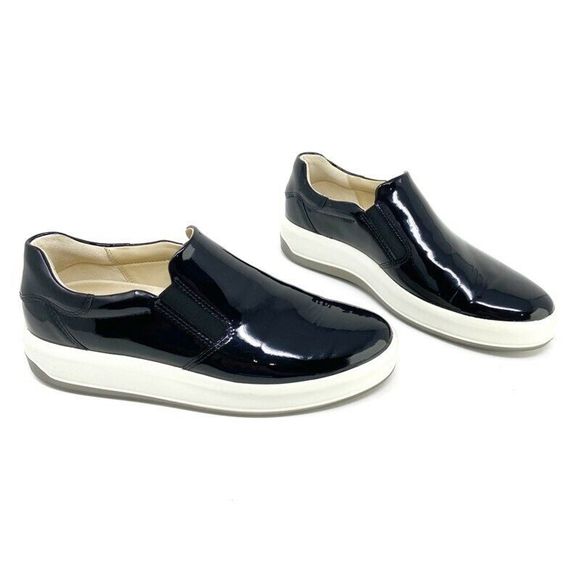 ecco soft 9 slip on